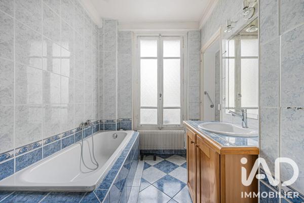 Appartement à vendre 6 pièces 95 m² Courbevoie