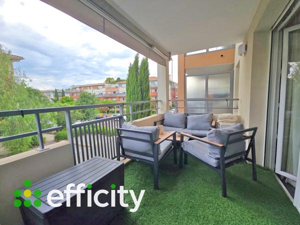Appartement
         2 pièces
        - 43 m² 179 000 € *