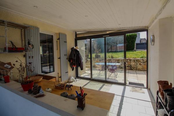 Maison familiale avec dépendance aménageable et grand terrain