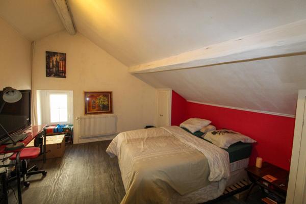 Maison familiale avec dépendance aménageable et grand terrain