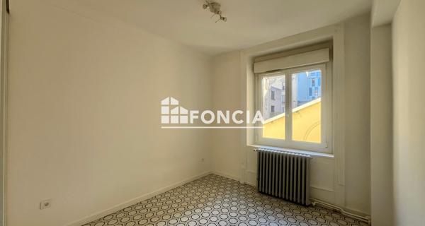 Location Appartement 5 pièces 105 m² - Saint-étienne 42000