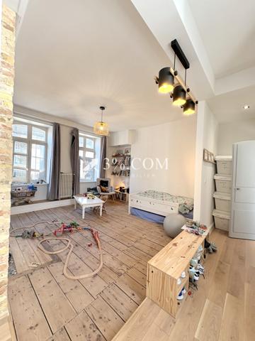 Maison 14 pièce(s) 9 chambre(s) 330 m²