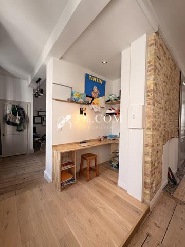 Maison 14 pièce(s) 9 chambre(s) 330 m²