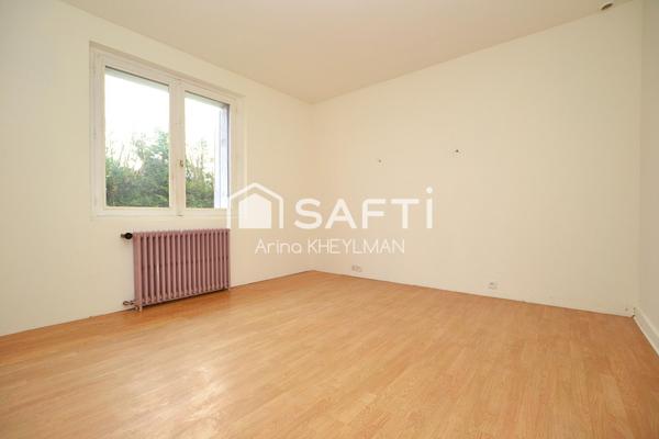 Maison de ville, 3 Pièces, Cave, Garage, Jardin clôturé, Puit