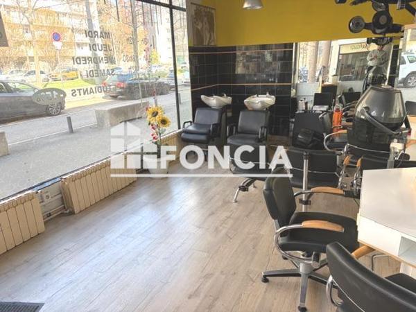 Location Local commercial 1 pièce - Grenoble 38100