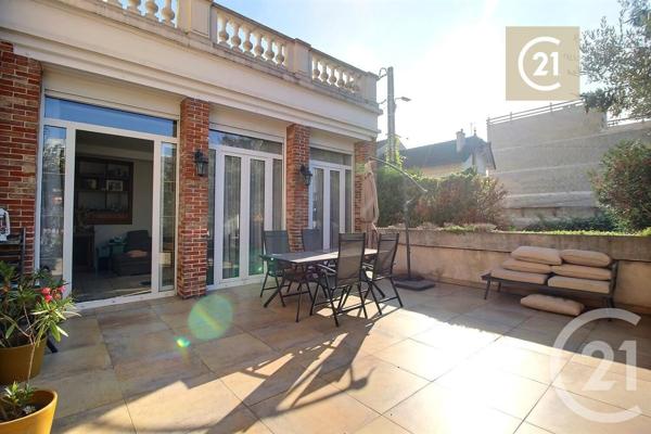 Maison à vendre  6 pièces - 223,30 m2 LES PAVILLONS SOUS BOIS - 93