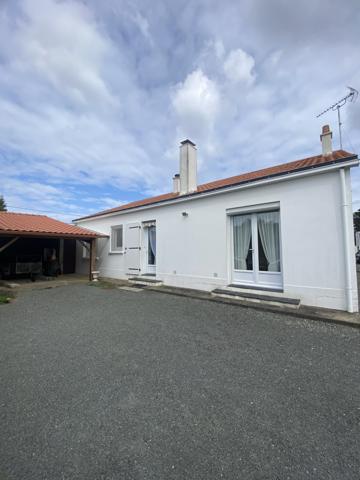 Challans (85300) CHALLANS - MAISON 3 CHAMBRES AVEC GARAGE ET DÉPENDANCES