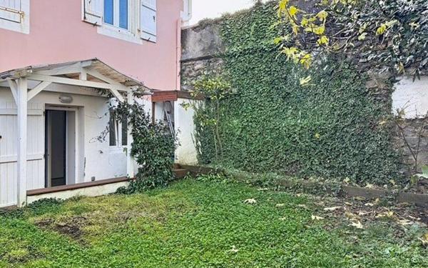 Appartement à vendre    3 pièces • 65,84 m2 Anglet