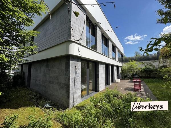 Duplex avec jardin et rooftop – Vue Paris – Esprit maison Saint Cloud / Val d'or (92)