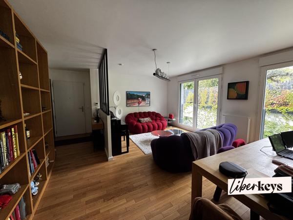 Duplex avec jardin et rooftop – Vue Paris – Esprit maison Saint Cloud / Val d'or (92)