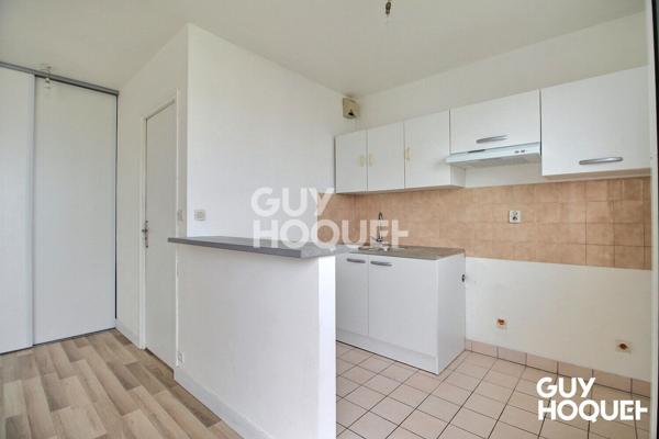 STUDIO AVEC GRAND BALCON