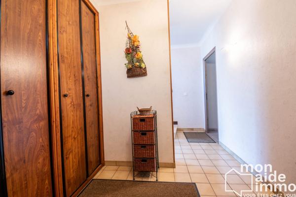 Grande maison avec deux logements indépendants et potentiel locatif - 203m² - Terrain 386m²