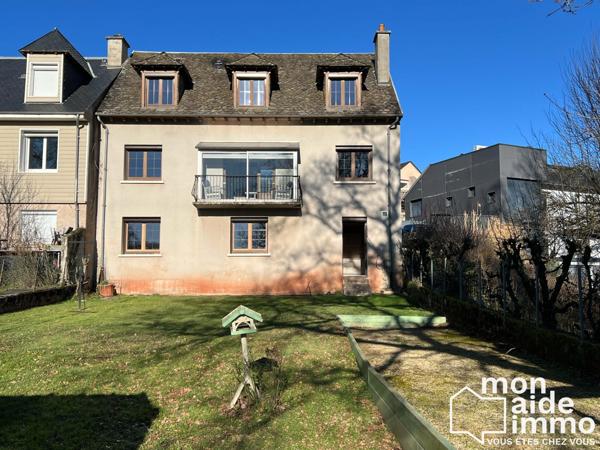 Grande maison avec deux logements indépendants et potentiel locatif - 203m² - Terrain 386m²