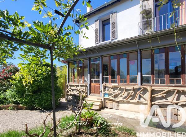 Maison à vendre 6 pièces 156 m² Romans-sur-Isère