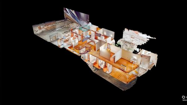 Maison de 9 pièces de 236 m² située à Valence.