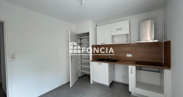 Location Appartement 2 pièces 47 m² - Neuville-sur-saône 69250