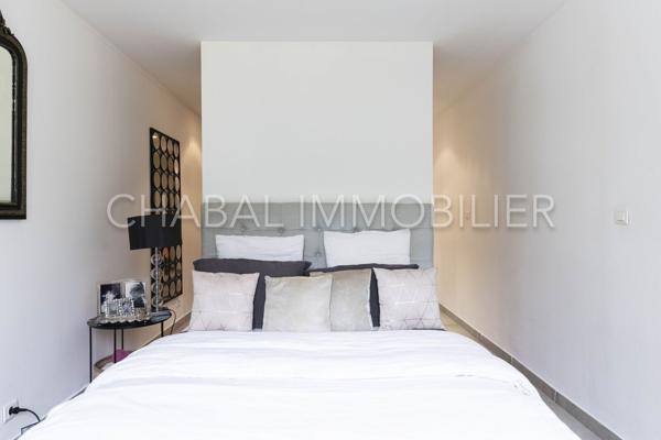 Roucas Blanc 13007 / Maison / Piscine / Garage double