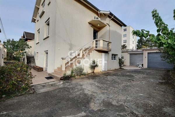 Santy La Plaine, Maison T5 de 160 m² + 80 m², terrain de 355 m², Lyon 8ème (69008)