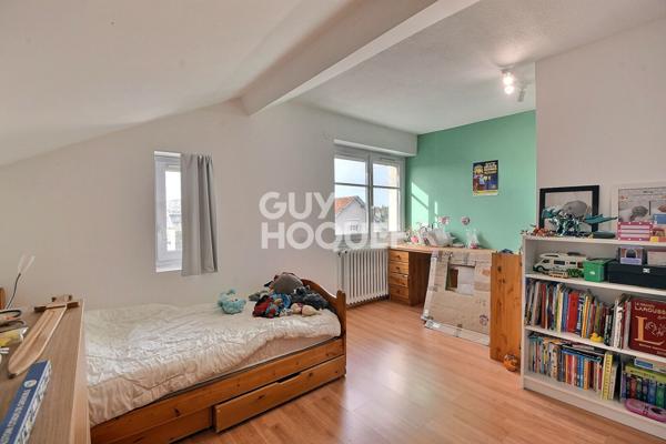 Santy La Plaine, Maison T5 de 160 m² + 80 m², terrain de 355 m², Lyon 8ème (69008)