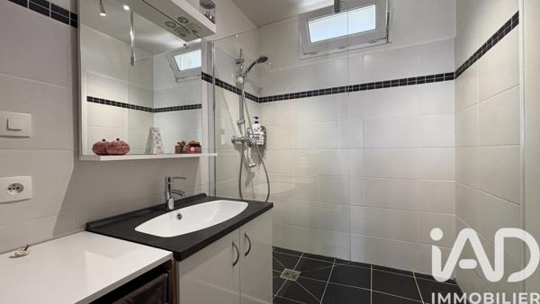 Appartement à vendre 3 pièces 65,19 m² Marseille 12