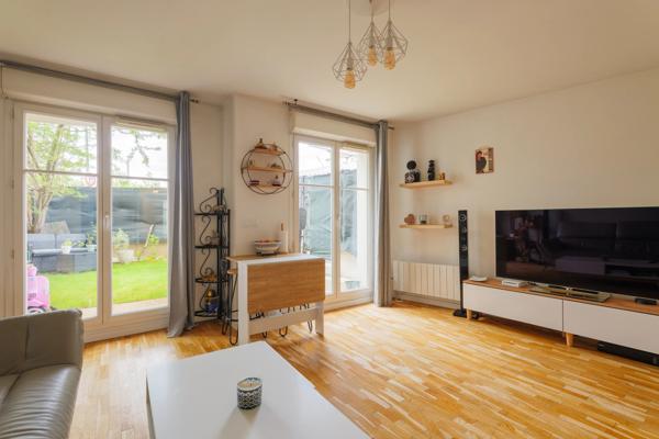 Appartement
         5 pièces
        - 91 m² Exclusivité 306 000 € *