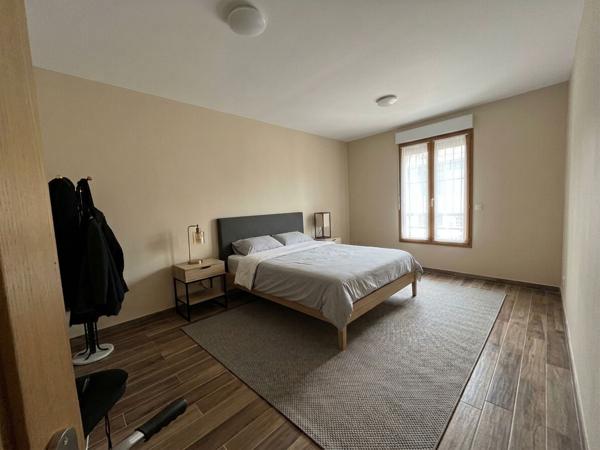 SURESNES - Grand Appartement 2 pièces lumineux de 44m² à vendre