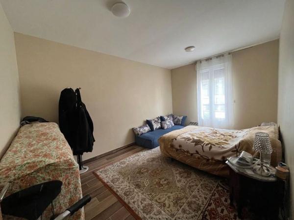 SURESNES - Grand Appartement 2 pièces lumineux de 44m² à vendre
