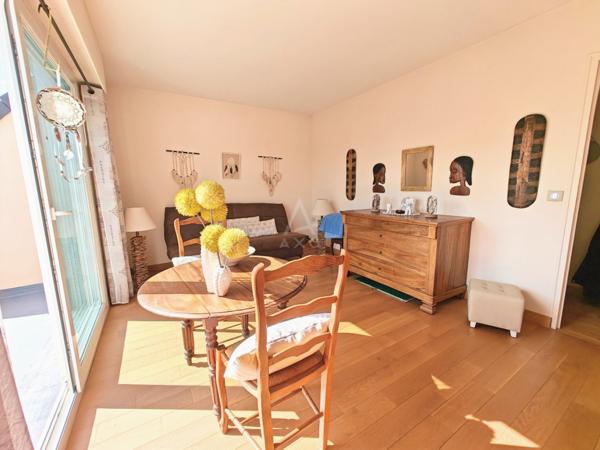 Maison contemporaine 140 m²  Jardin arboré & confort familial à Gagny (93)