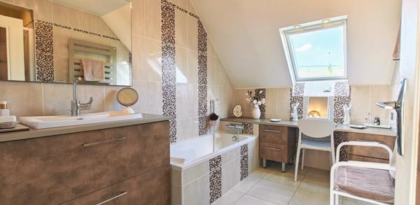 Maison contemporaine 140 m²  Jardin arboré & confort familial à Gagny (93)