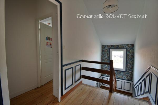 Bergerac, grande maison de ville année 30 joliement rénovée, 5 chambres, proche centre-ville