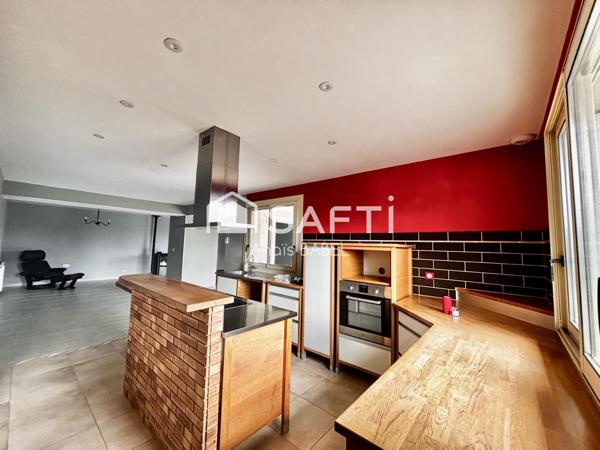 Maison familiale 207m2 avec piscine et tranquillité