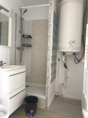 INVESTISSEMENT LOCATIF - STUDIO en excellent état VENDU LOUE