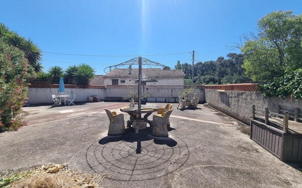 Maison à vendre    3 pièces • 78,76 m2 Marseille 13