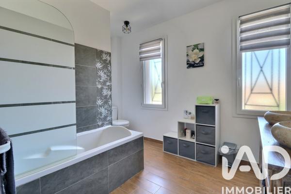 Maison à vendre 4 pièces 88 m² Sorgues