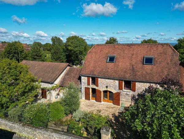 Maison ancienne - Gourdon SECTEUR GOURDON - Spacieuse Demeure en pierre avec jardin et piscine couverte
