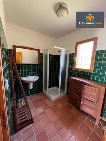 Location                                                      Maison
                        
                     5 pièces                      180 m2                     à Coti-Chiavari