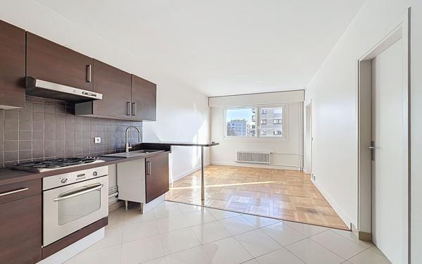 Appartement à louer    2 pièces • 41,24 m2 Garches