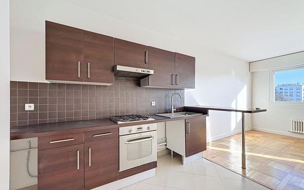 Appartement à louer    2 pièces • 41,24 m2 Garches