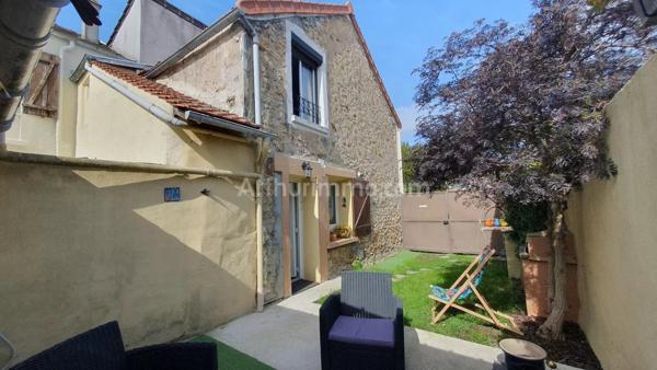 Vente                                                      Maison
                        
                     3 pièces                      54 m2                     à Draveil