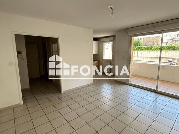 Location Appartement 2 pièces 43.24 m² - 87 RUE TOUR NEUVE Cavaillon 84300