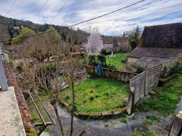 Maison ancienne - Le bugue Maison de village avec jardin proche des commerces