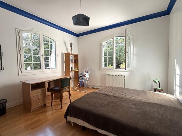 RARE BOURG HAUT BOULIAC Maison traditionnelle de 190m2 avec sous sol de 125m2 sur 2100m2 de terrain , Bouliac RARE BOURG HAUT BOULIAC Maison traditionnelle de 190m2 avec sous sol de 125m2 sur 2100m2 de terrain , Bouliac