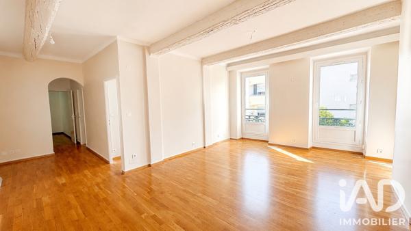 Appartement à vendre 4 pièces 92 m² Hyères