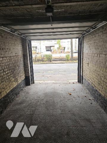 GARAGE  AVENUE DE LA REPUBLIQUE MARCQ-EN-BAROEUL