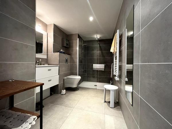 Bel appartement trois pièces, bord de mer