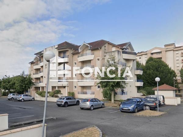 Location Studio 23.53 m² - 14 AV PIERRE MASSE Pau 64000
