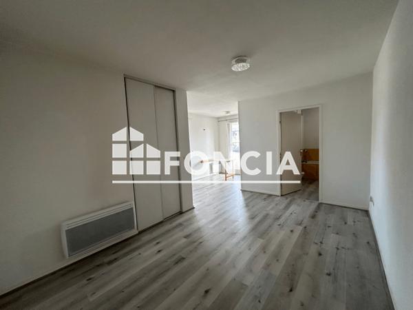 Location Studio 31.96 m² - 3 AVENUE DU PRESIDENT ANGOT Pau 64000