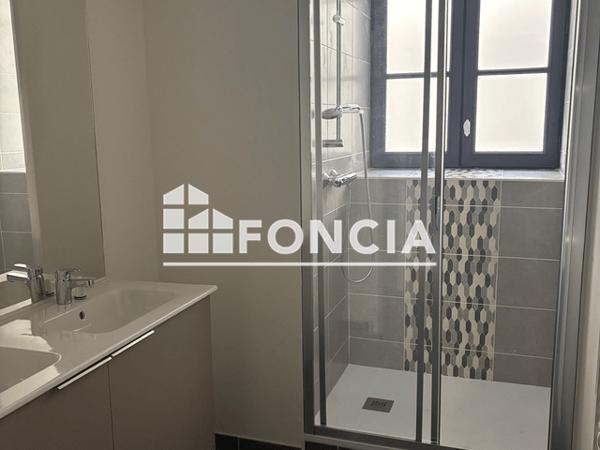 Location Appartement 3 pièces 53.47 m² - 25 Rue Maréchal Joffre Pau 64000