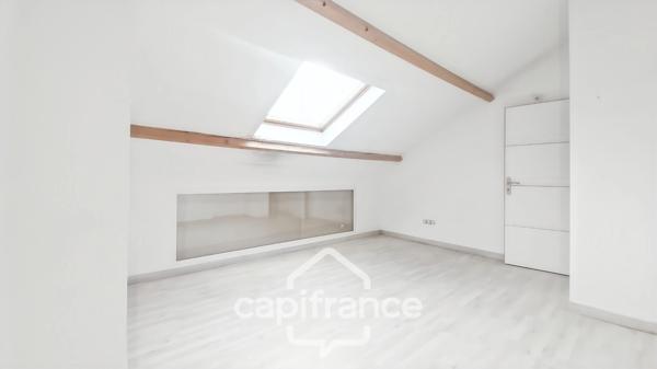 Bagnolet-Limite Montreuil-A vendre appartement triplex-3 pièces-Bon état-résidence 2014-5mn métro ligne 3-10mn ligne 9