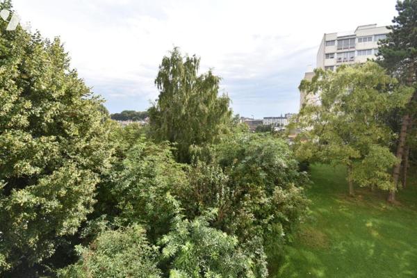 Un appartement T3 quartier des halles